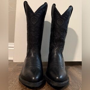 Ariat Men’s Heritage R Toe Western boot